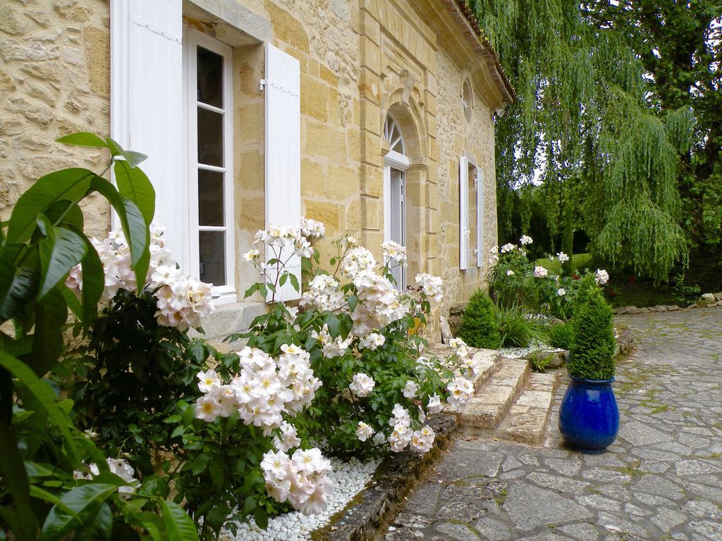 Moulin De Rioupassat Chambres D'Hotes De Charme Rauzan Экстерьер фото